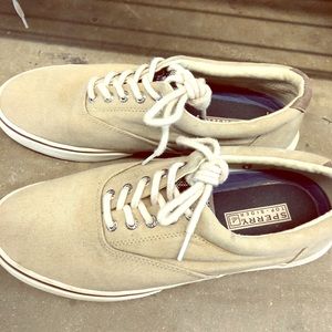 Sperry size 9 men’s